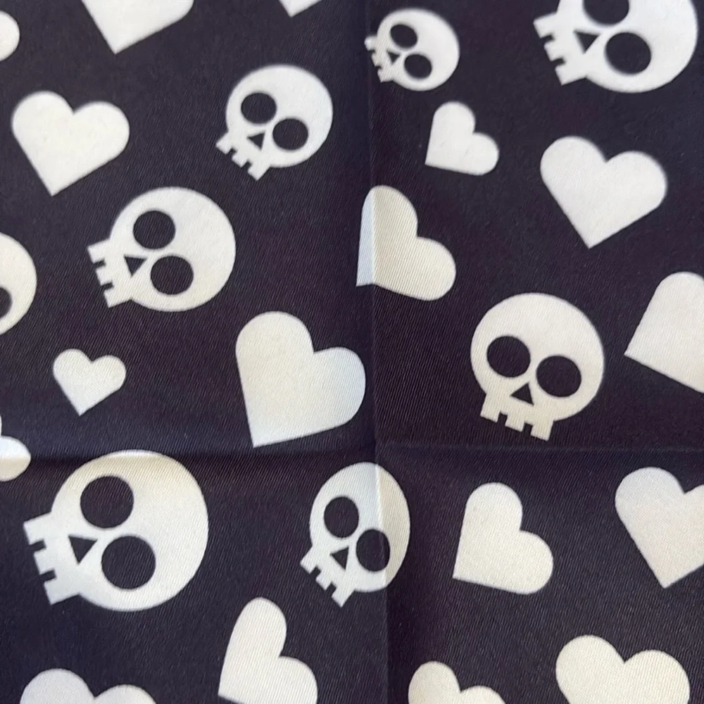 Heart and Skull Patterned Pet Bandana Cats and Dogs